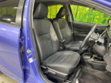 運転席シート廻りは使用感も少なく、良好な状態となっています。前オーナー様が丁寧に使っていたことがよくわかりますね。