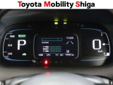 メ-タ-は明るく見やすいデジタルメ-タ-を採用しています!ダッシュボ-ド中央に配置されていますので視認性にも優れています。