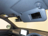 運転席バニティミラー付サンバイザー