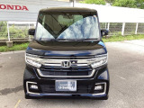 お客様に安全で快適なカーライフをお送りいただくために、中古車にも高いレベルの品質基準を設け、その基準に従って、全ての中古車について納車前整備を実施しています。