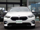 BMW在庫保有台数常時100台以上!ご来店の際はBMW本店(厚木市下荻野140-1)にご来店ください!弊社自慢の全天候型ショールーム!BMW在庫保有台数常時100台以上ございます!