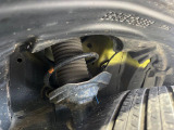 お車を安心してお乗りいただく為には、足回りの定期点検が欠かせません。サービスサポート(有償保証)では無料点検もご提供しており、安心のカーライフをお過ごしいただけるサポート体制が整っています。