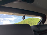 後方もしっかり同時録画しています。前方と同様に画像を自動保存します。