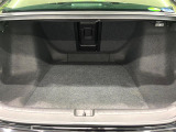 普段のお買い物や通勤、送迎等に十分な荷室スペースを確保しております。