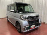 両側スライドドアなので、狭い駐車場や壁際でも安心!