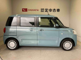 車両右側面からの写真になります。車をご覧になりたい時はお気軽に最寄りの店舗へご相談下さい。