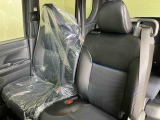 フロントシートです。ゆったり運転ができます。長距離ドライブもラクラク♪♪