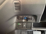 高速の出入りを楽にできるETC車載器付きです。