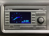 オーディオは工場装着のバックモニター付き・CDチューナーを搭載しています。ビデオ入力端子がついてますので外部入力から音楽などを楽しめます。