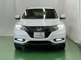 LEDヘッドライトを装備しています。LEDヘッドライトはとても明るく、雨の日や夜間走行も安全・安心です。オートライトコントロール付きで周囲の明るさに応じて自動で点灯・消灯します