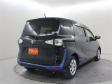 リヤ5面はプライバシーガラス☆強い日差しや車外の視線から室内を守ってくれます。