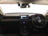 【前方視界】開放的な前方視界!運転がしやすく疲れにくいです♪窓が大きく、見通しがとっても良いおクルマですよ♪