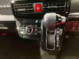 納車前にはプロのメカニックが、各部の点検を行います。ディーラーにしか出来ない品質、そしてサービスできっと満足していただけると思います!
