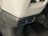 ビルトインタイプの【ETC】で見た目もスッキリ。高速道路の利用にとても便利です。