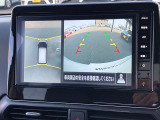 アラウンドビューモニターです!上空から貴方のお車をモニタニングしている様に車両の周りの安全確認が出来ます!