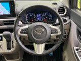 【純正革巻きステアリング】上質な革を使用することで、手にしっかり馴染みとても運転しやすいハンドルです♪