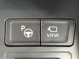 【リモート機能つきアドバンストパーク】専用スマートフォンアプリの使用で、車外から遠隔駐車・出庫が可能な先進機能。広い場所で乗り降りしたい時に便利です♪