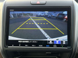 バックカメラ搭載なので後方時に車体後ろが確認出来る為、運転の苦手な方やたまに乗る方でも安心して車庫入れが出来ます☆