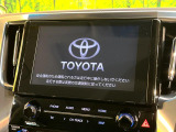 【9型ナビ機能付きディスプレイオーディオ】ナビ機能搭載の他、お持ちのスマートフォンと連携して、ナビやbluetoothでの音楽再生が可能です♪デザインはもちろん操作性も良好!