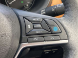 日産先進技術《プロパイロット搭載!》高速走行時などのロングドライブに一役買うのがクルーズコントロール機能です♪足をアクセルとブレーキから離しても、設定したスピードで自動で走ってくれます☆