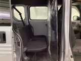 乗車人数や荷物の量、車内での過ごし方に合わせて、シートのレイアウトを変更できます。