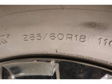 265/60R18    車両装着タイヤサイズです。 タイヤのご相談もトヨタモビリティ石川にお任せください
