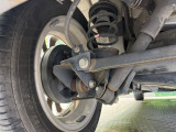 お車を安心してお乗りいただく為には、足回りの定期点検が欠かせません。サービスサポート(有償保証)では無料点検もご提供しており、安心のカーライフをお過ごしいただけるサポート体制が整っています。