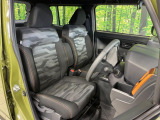 運転席シート廻りは使用感も少なく、良好な状態となっています。丁寧に使われていたことがよくわかりますね。