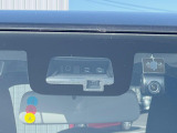 【スズキ セーフティサポート】走行中に前方の車両等を認識し、衝突しそうな時は警報とブレーキで衝突回避と被害軽減をアシスト。より安全にドライブをお楽しみいただけます。