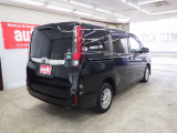 車内もキレイで嫌なニオイもありません。