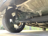 お車を安心してお乗りいただく為には、足回りの定期点検が欠かせません。サービスサポート(有償保証)では無料点検もご提供しており、安心のカーライフをお過ごしいただけるサポート体制が整っています。