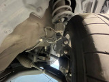 お車を安心してお乗りいただく為には、足回りの定期点検が欠かせません。サービスサポート(有償保証)では無料点検もご提供しており、安心のカーライフをお過ごしいただけるサポート体制が整っています。