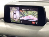 【360&deg;ビューモニター】専用のカメラにより、上から見下ろしたような視点で360度クルマの周囲を確認することができます☆死角部分も確認しやすく、狭い場所での切り返しや駐車もスムーズに行えます。