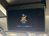 【後席モニター】家族や友人とお出かけする機会が多い方に大人気の後席モニターを装備!見やすい位置に画面がありテレビやDVDの視聴も快適!友達もお子様も、後席にしか乗らなくなるかも??