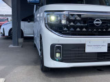 【 LEDヘッドライト 】 青色発光ダイオードを発明した日本人がノーベル賞を受賞し、LEDライトが開発されました。明るく長寿命のライトです。体感して下さい。明るいライトです!