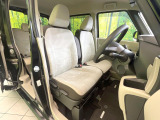 ドライバーによって運転しやすいポジションは異なり、あの車はどうなのか不安なこともありますよね。気になるお車は店頭で乗り込んでご確認いただけます♪
