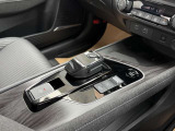 e-Power専用のシフトレバーです。操作につきましては納車時に時間を頂き丁寧ご説明させて頂くので安心してください。