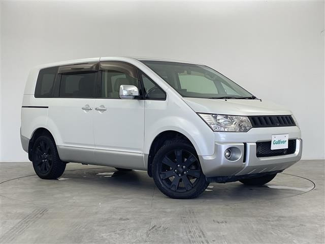 デリカD:5 2.2 D プレミアム 4WD 4WD 修復歴無し