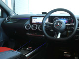 GLAクラス GLA200d 4マチック AMGラインパッケージ 4WD MP202502