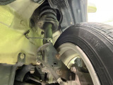お車を安心してお乗りいただく為には、足回りの定期点検が欠かせません。サービスサポート(有償保証)では無料点検もご提供しており、安心のカーライフをお過ごしいただけるサポート体制が整っています。