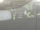 【ドライブレコーダー】ドライブレコーダー装備!走行中はもちろん、あおり運転や事故に遭遇した際、映像で記録し、万一のリスクに備えます。※記録用SDカードはお客様ご自身でご準備いただく必要があります。