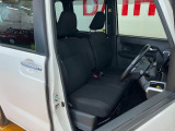運転席広々