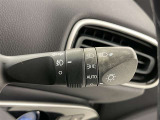 【オートライト】車外の明るさに応じて自動的にライトの点灯・消灯をしてくれます