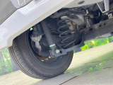 お車を安心してお乗りいただく為には、足回りの定期点検が欠かせません。サービスサポート(有償保証)では無料点検もご提供しており、安心のカーライフをお過ごしいただけるサポート体制が整っています。