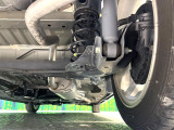 お車を安心してお乗りいただく為には、足回りの定期点検が欠かせません。サービスサポート(有償保証)では無料点検もご提供しており、安心のカーライフをお過ごしいただけるサポート体制が整っています。