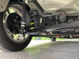 お車を安心してお乗りいただく為には、足回りの定期点検が欠かせません。サービスサポート(有償保証)では無料点検もご提供しており、安心のカーライフをお過ごしいただけるサポート体制が整っています。