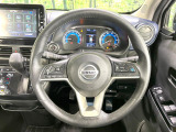 【ステアリングスイッチ】運転中、前方から目線をそらすことなく、オーディオ等の操作が可能な便利機能!安心&快適なドライブを演出してくれます♪