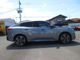 新車登録から5年目まで、最長4年間の走行距離無制限保証をご用意。ご購入後も安心が長く続きます。