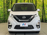 弊社では、全車『修復歴なし』のお車のみ取り扱っております。専任バイヤーによる厳選した仕入れの後、入庫後の車両チェックを行い、ネクステージが認定した高品質な中古車をご提供しております。