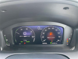 【スピードメーター】メーターがシンプルで見やすく運転しやすいですね。A